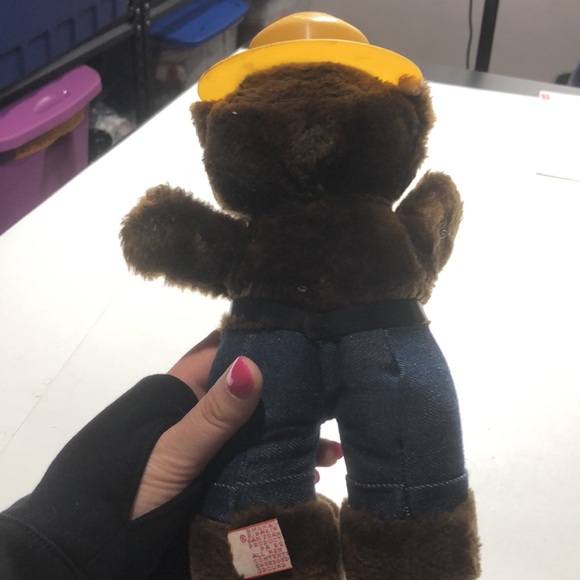 Vintage 1983 Smokey Bear stuffed animal - Picture 7 of 11